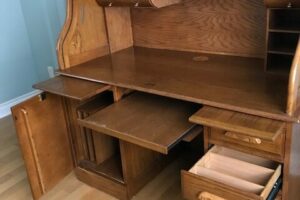 Roller desk open